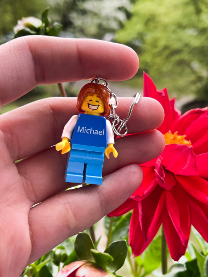 Personalisierter LEGO® Minifiguren Schlüsselanhänger - Ideales Geschenk für den Freund, Partner, Mann, Frau