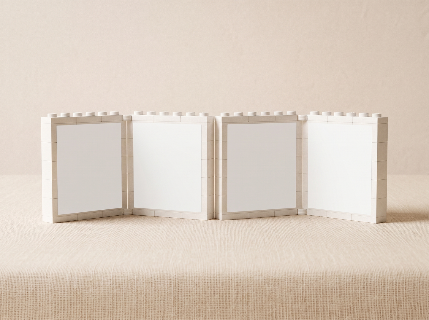 Ausklappbarer Fotoblock offen frontal — Konfigurator-Ansicht